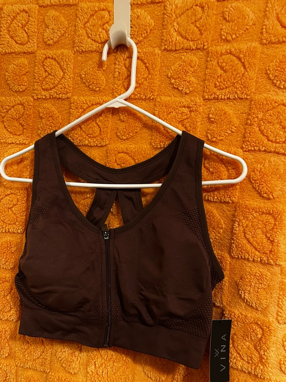 VINA Front-Zip Sports Bra - Dark Brown